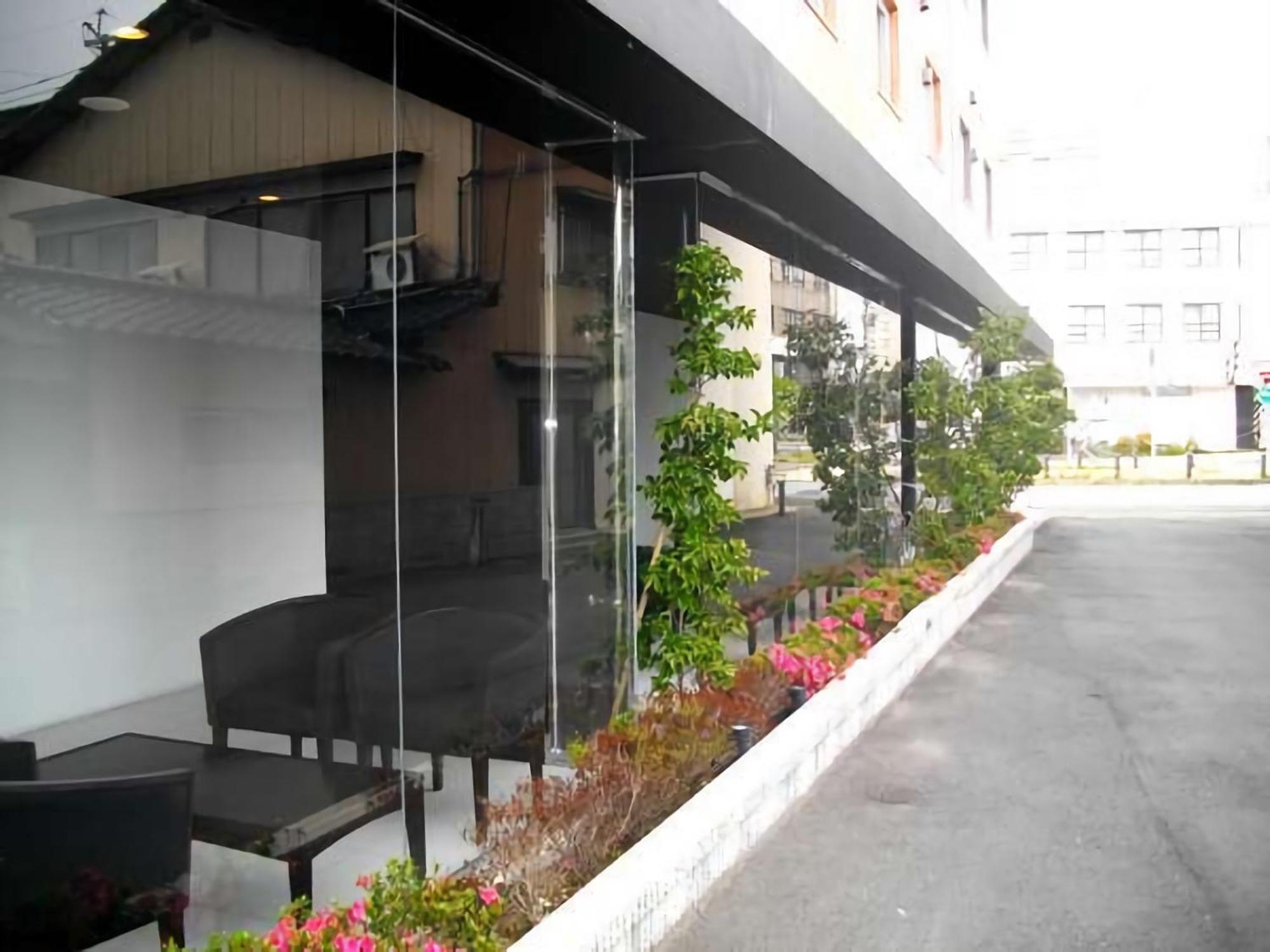 Green Rich Hotel Tosu Ekimae Экстерьер фото