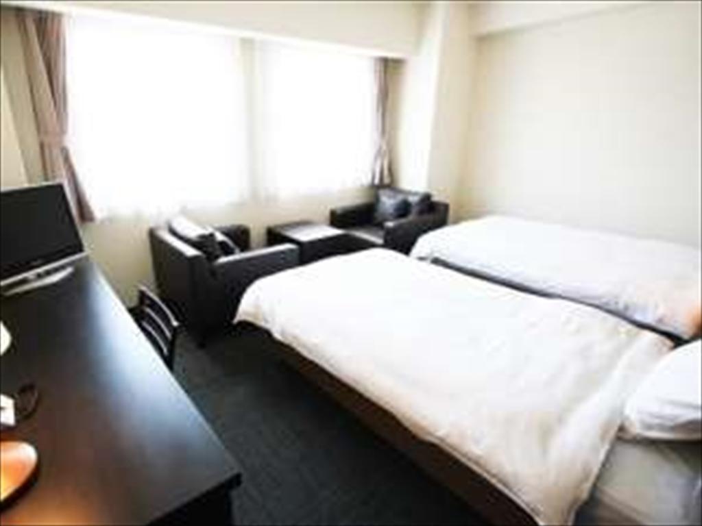 Green Rich Hotel Tosu Ekimae Экстерьер фото