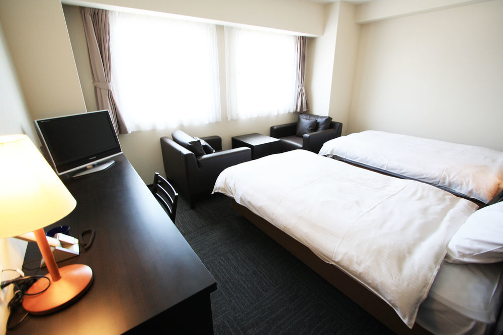 Green Rich Hotel Tosu Ekimae Экстерьер фото